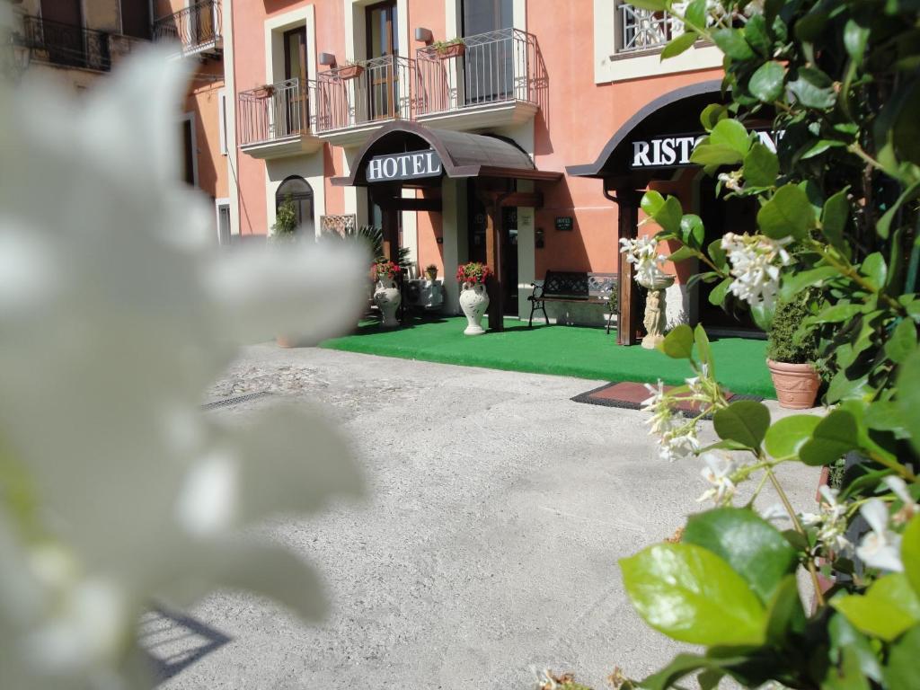 Hotel Antiche Terme Benevento Exterior foto